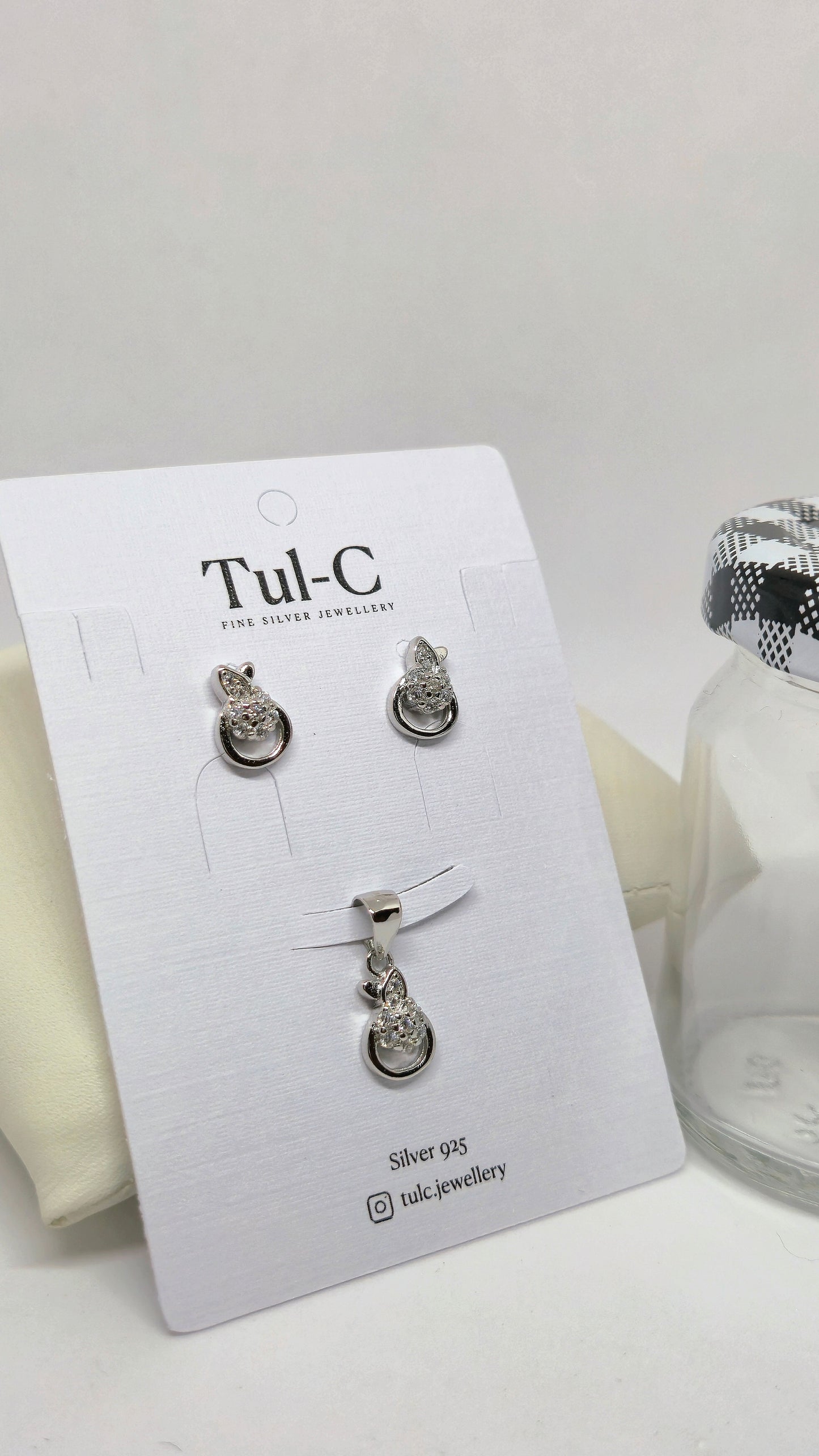 Hanging Silver Pendent Set