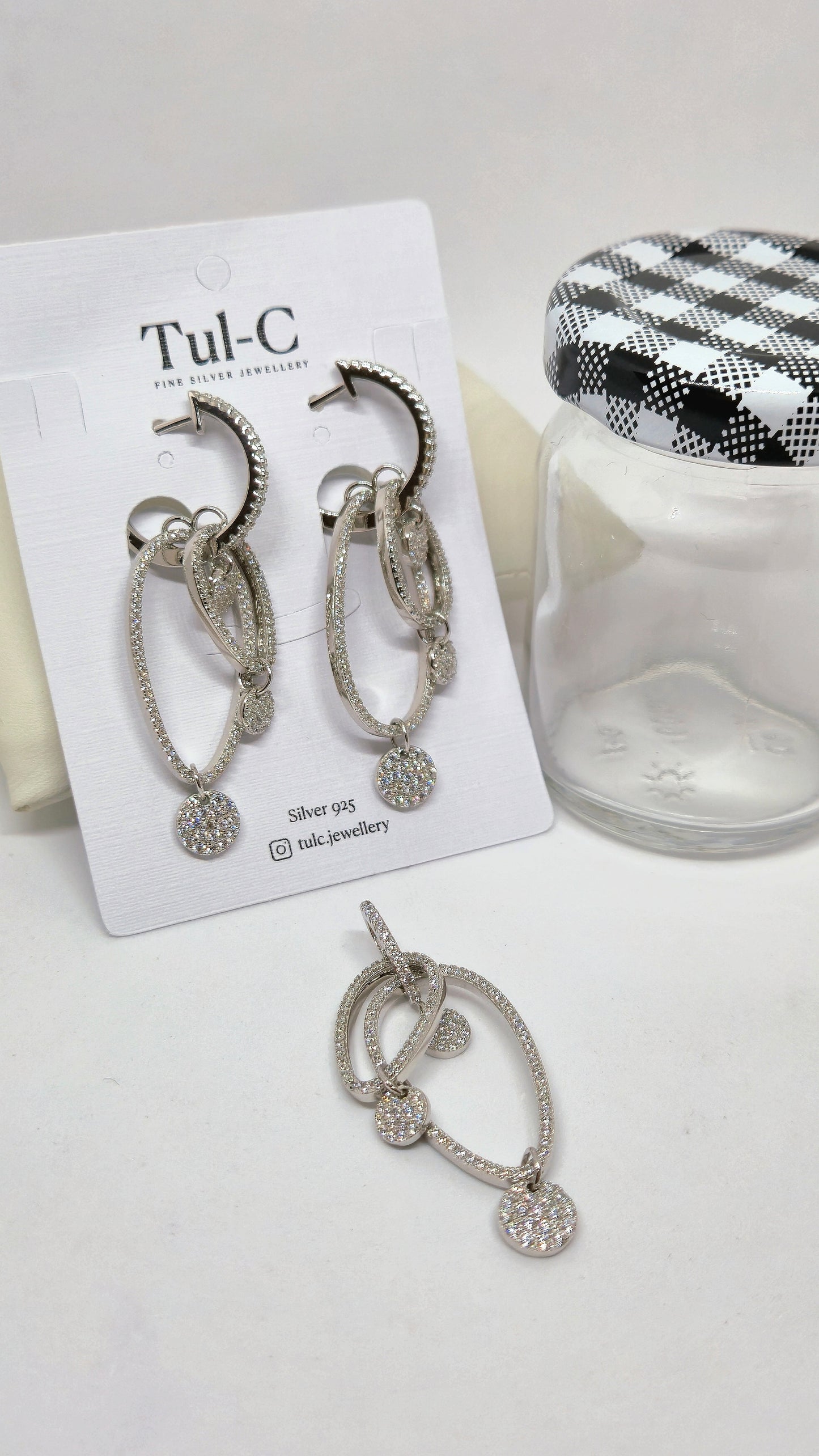 Three Piece Hanging Pendent Set