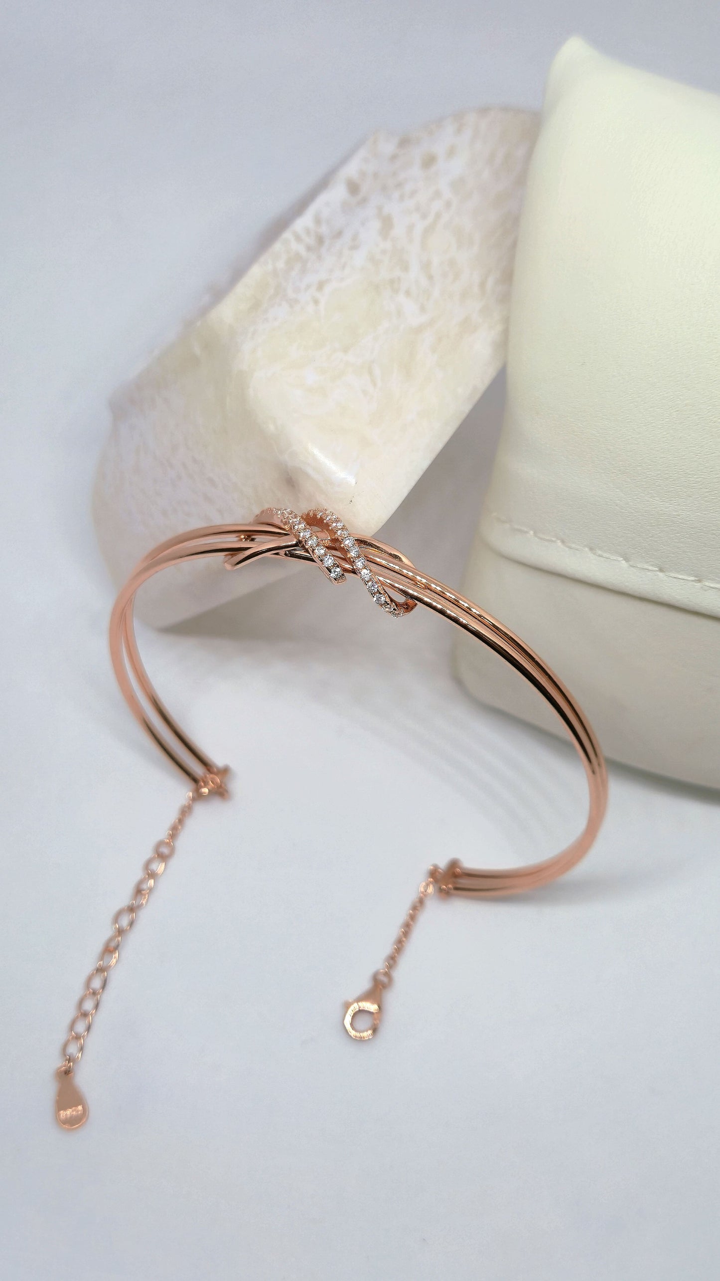 Infinity two piece kada