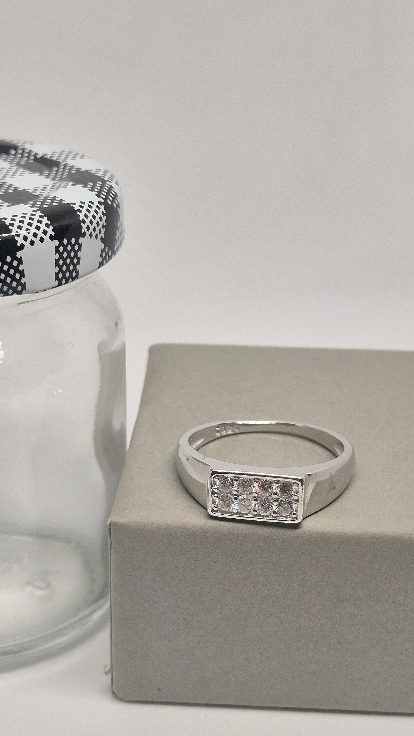 Rectangular Dimond ring