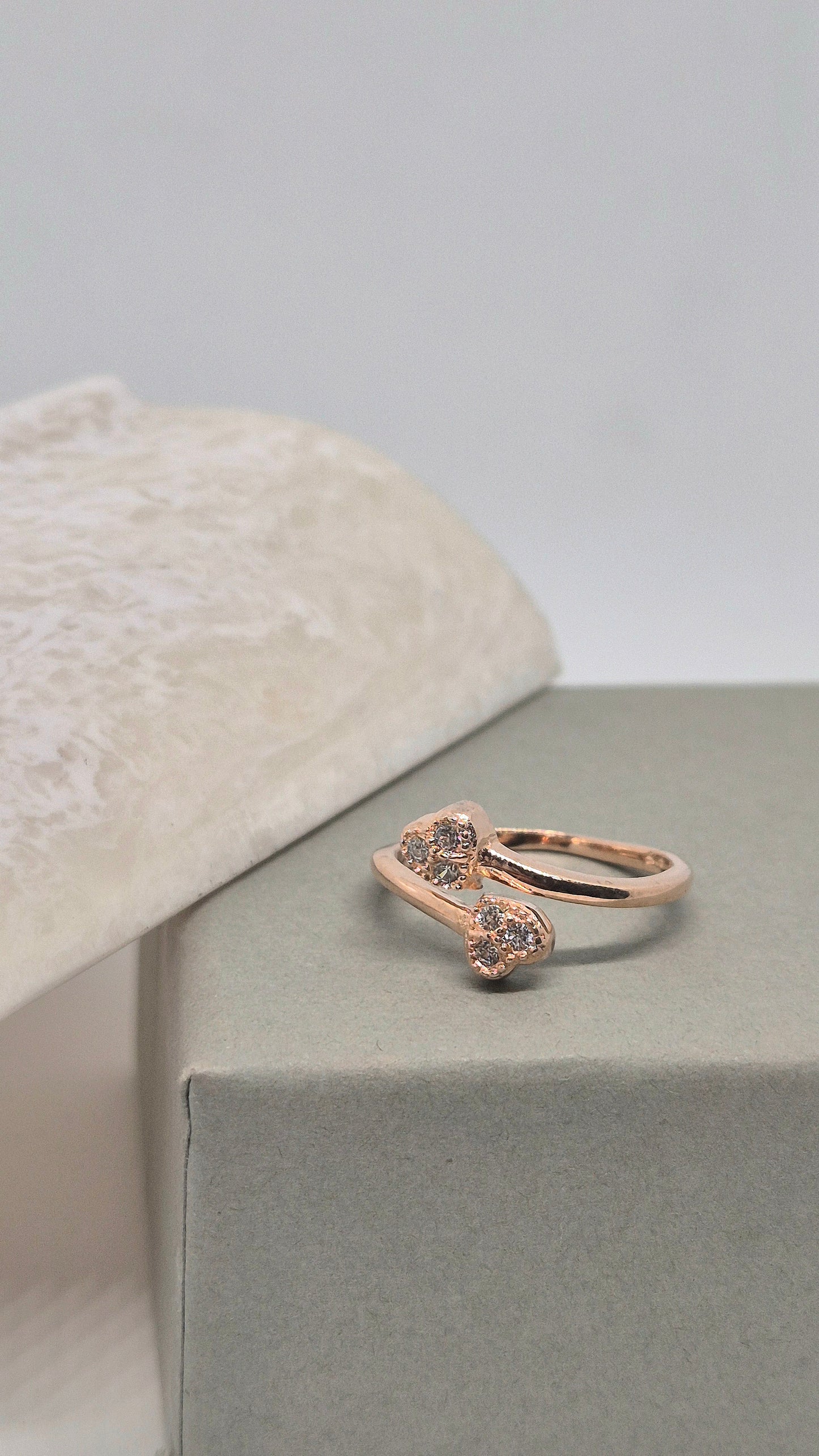 Rosegold open ring