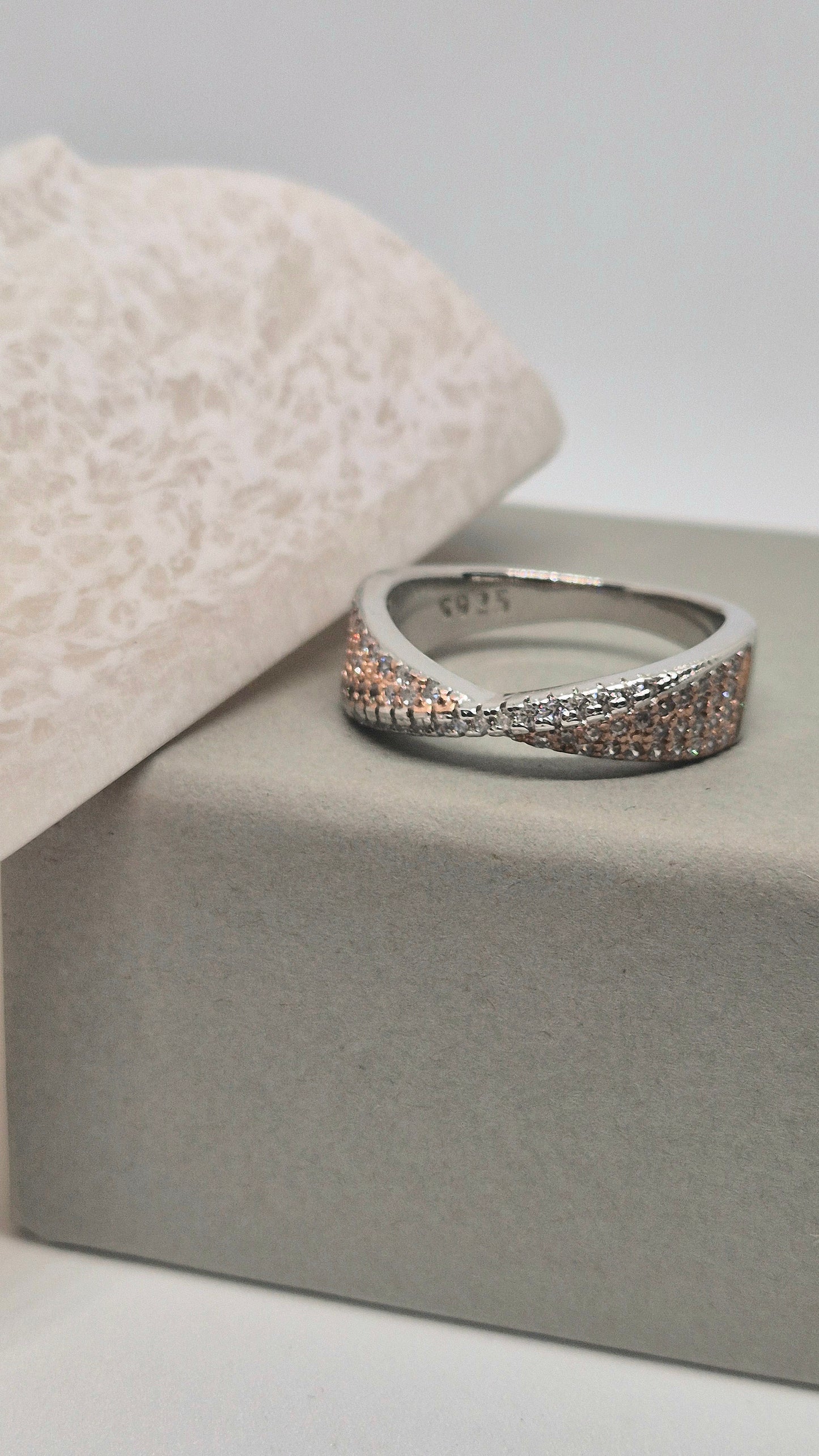 Antique rosegold ring