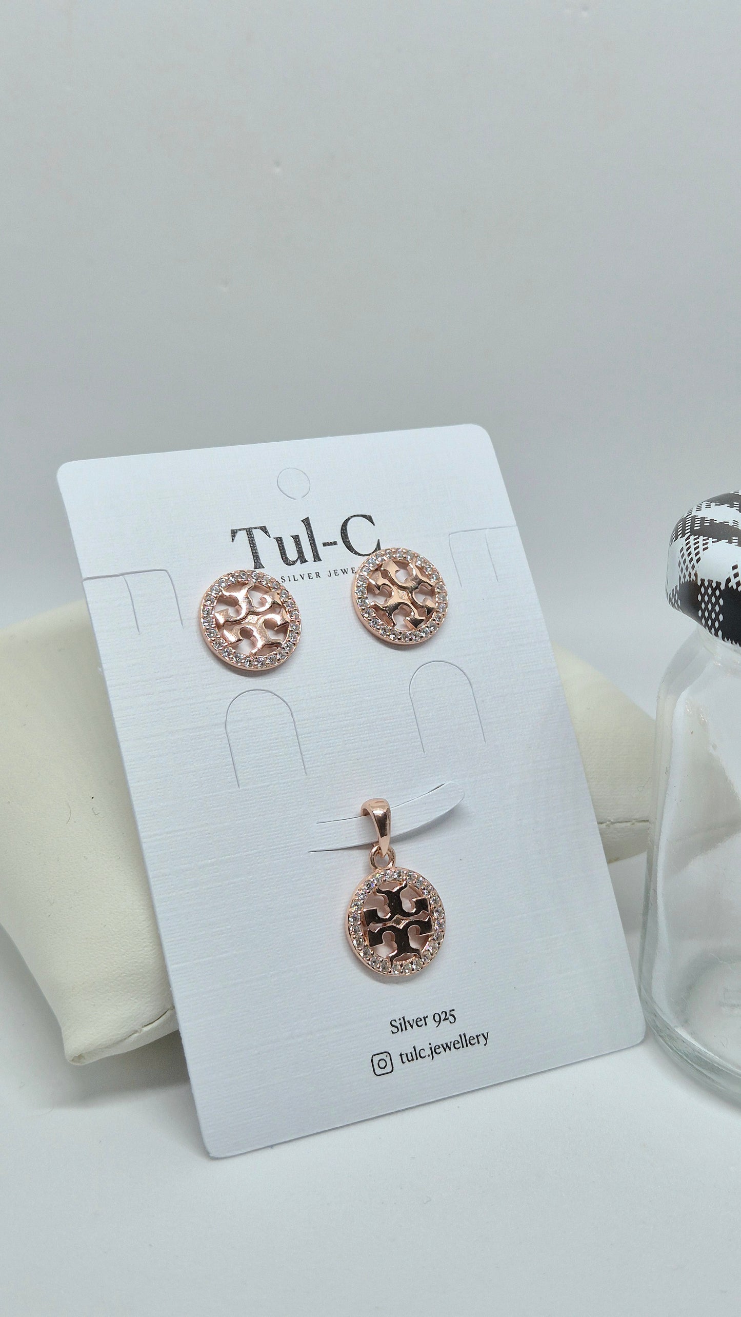 Rosegold pendent set
