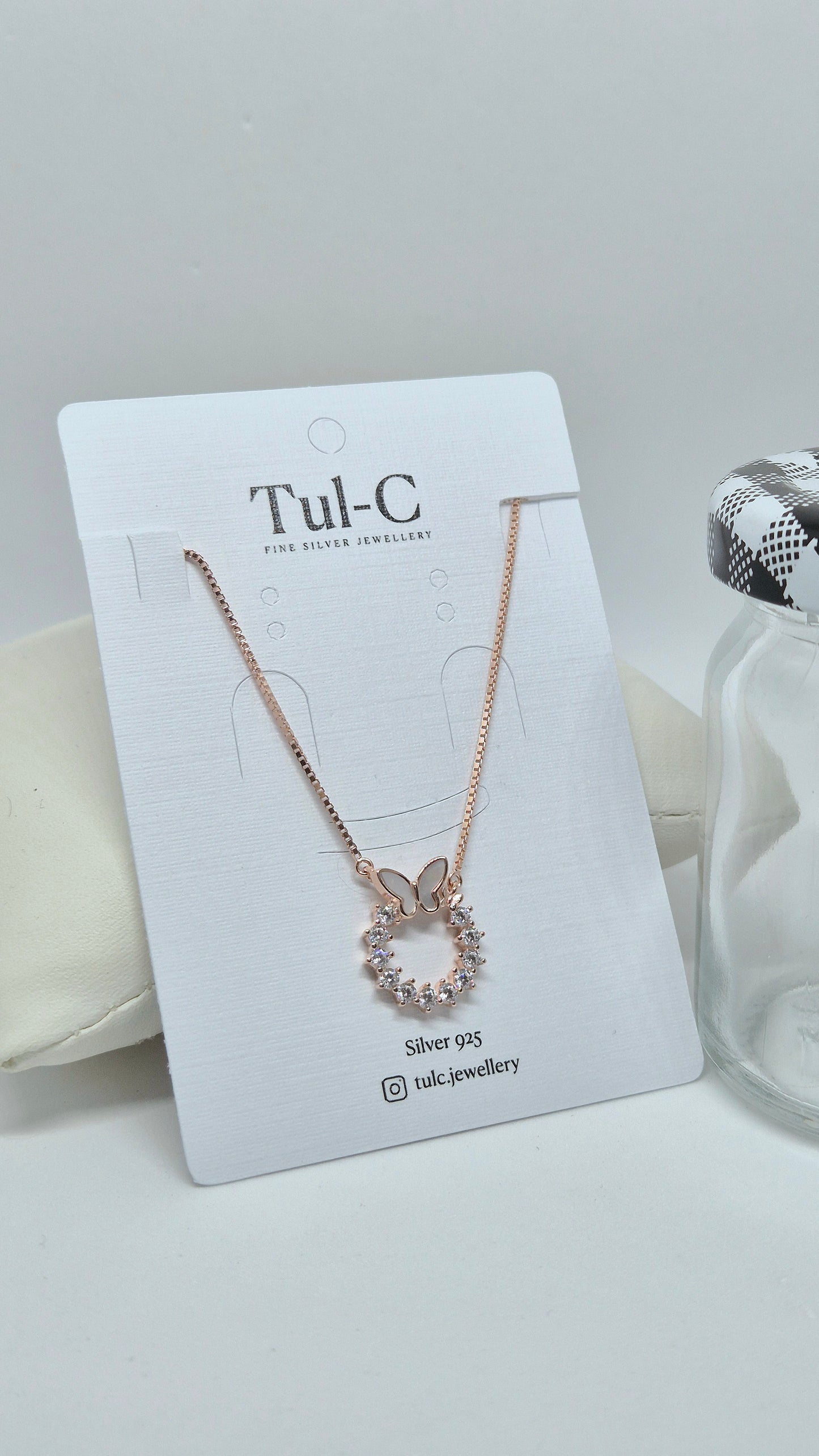 Rosegold Butterfly chain pendent