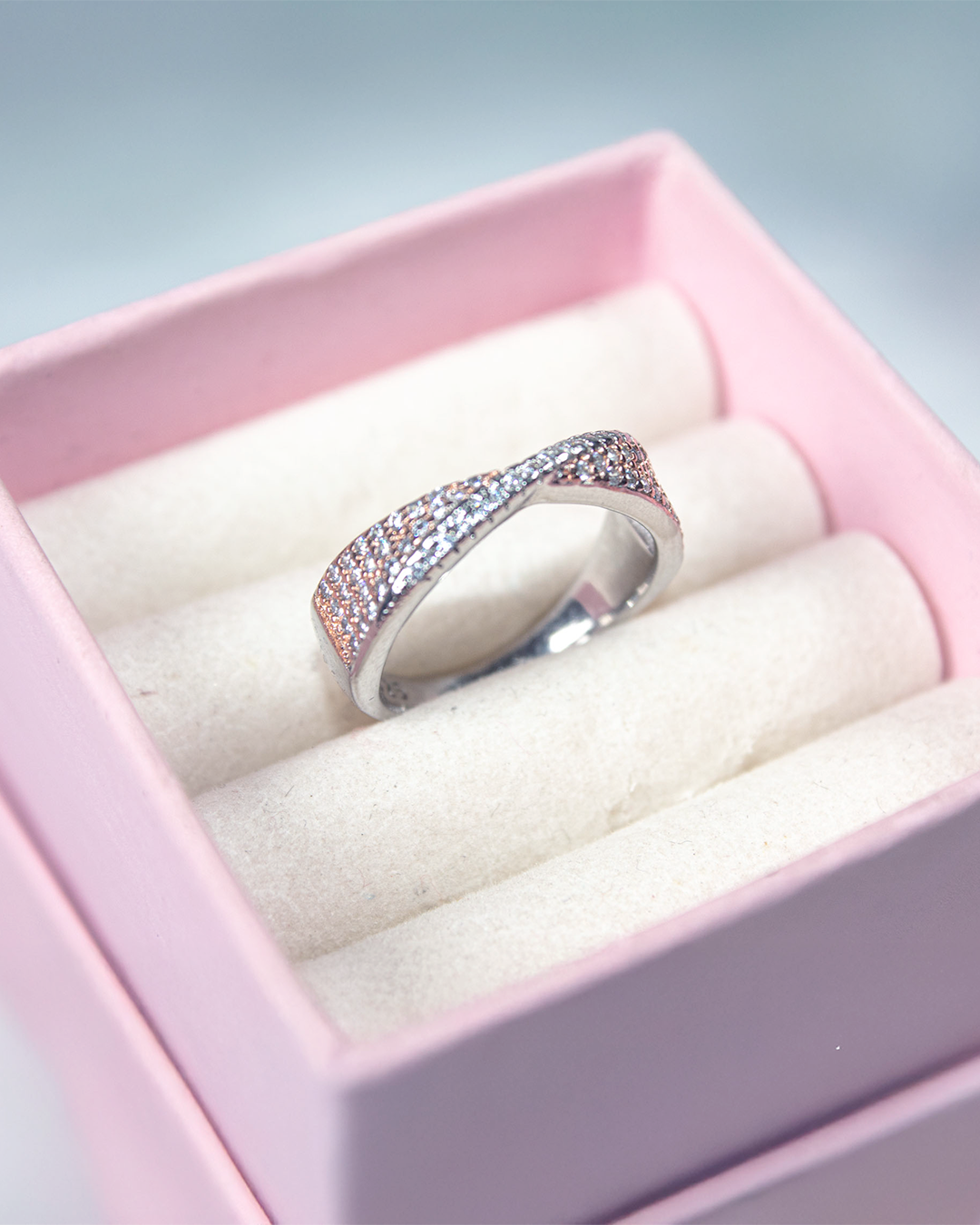 Dual Tone Wave Ring