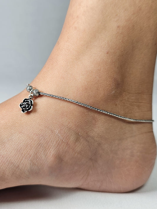 Rose Charm Elegant Anklet