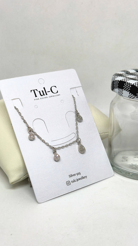 Nia necklace