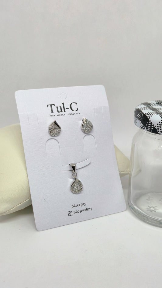 Leaf Pendant set