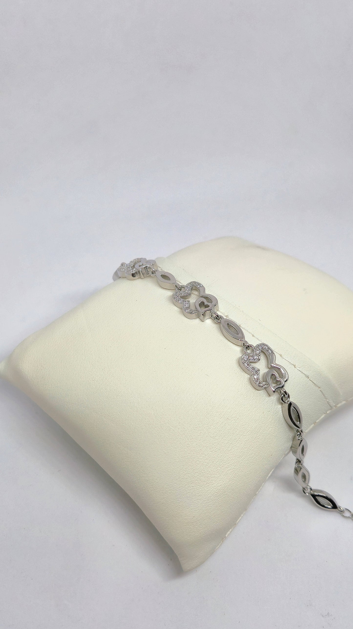 Heart braclet