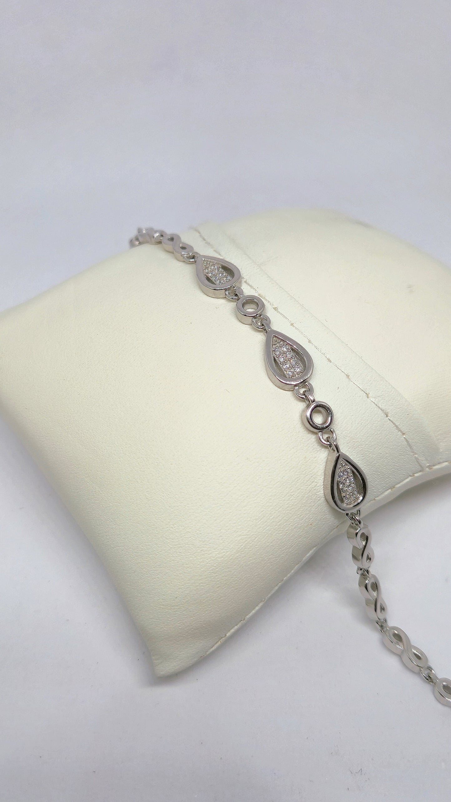 leaf braclet