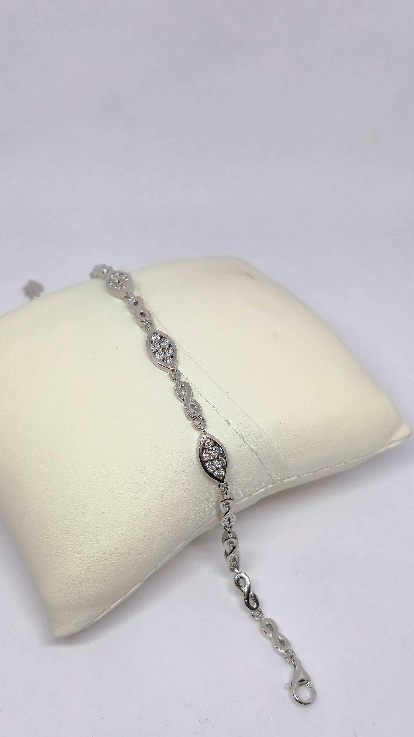 leaf braclet