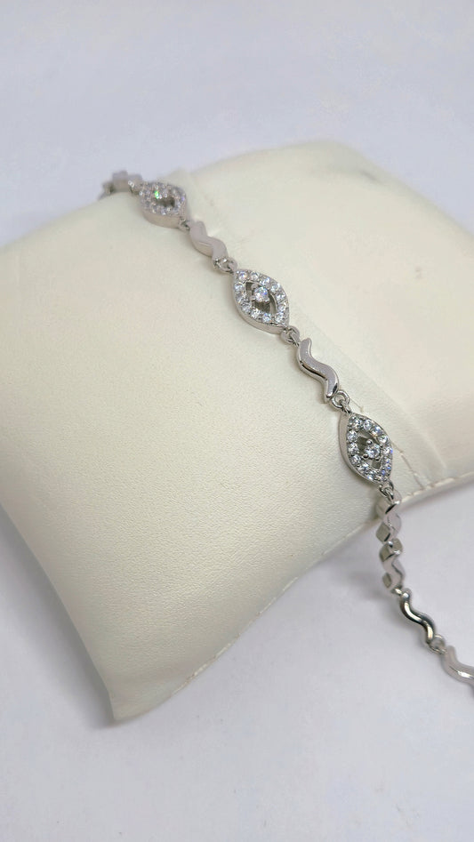 Eye braclet