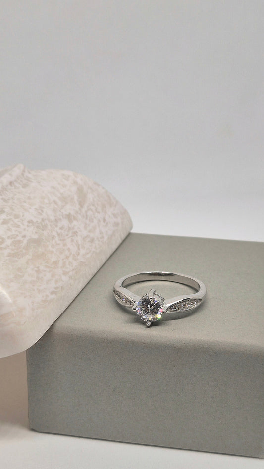 Dimond studded ring