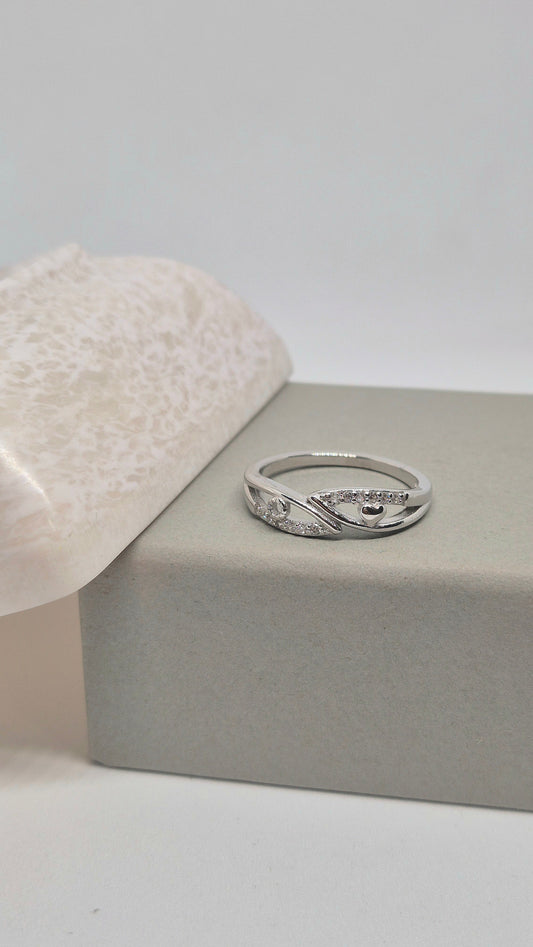 Infinity ring