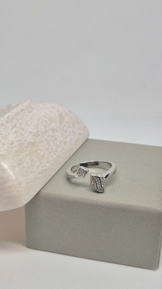 Open leaf ring
