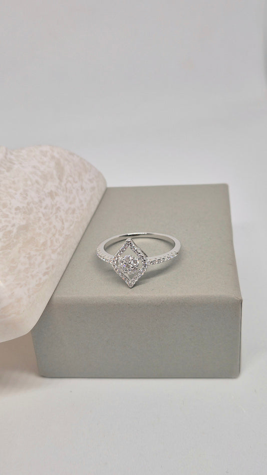 Vertical eye ring