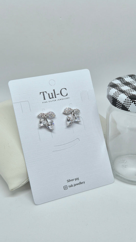 Silver leaves