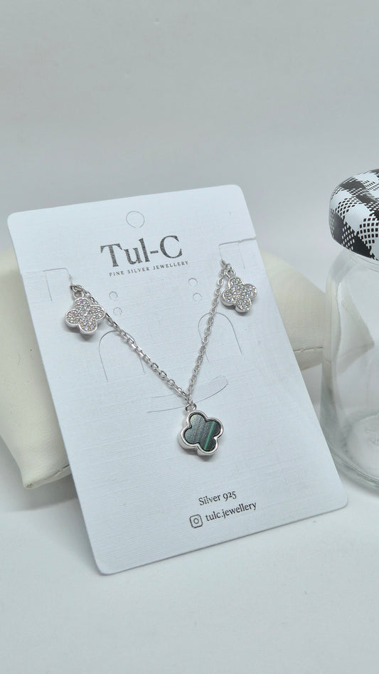 Green chain pendent