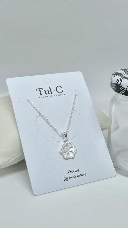 Snow Chain pendent
