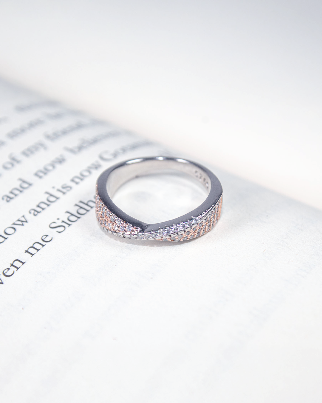 Dual Tone Wave Ring