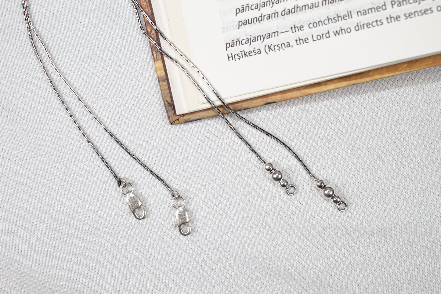 Geometric Bead Style Anklet