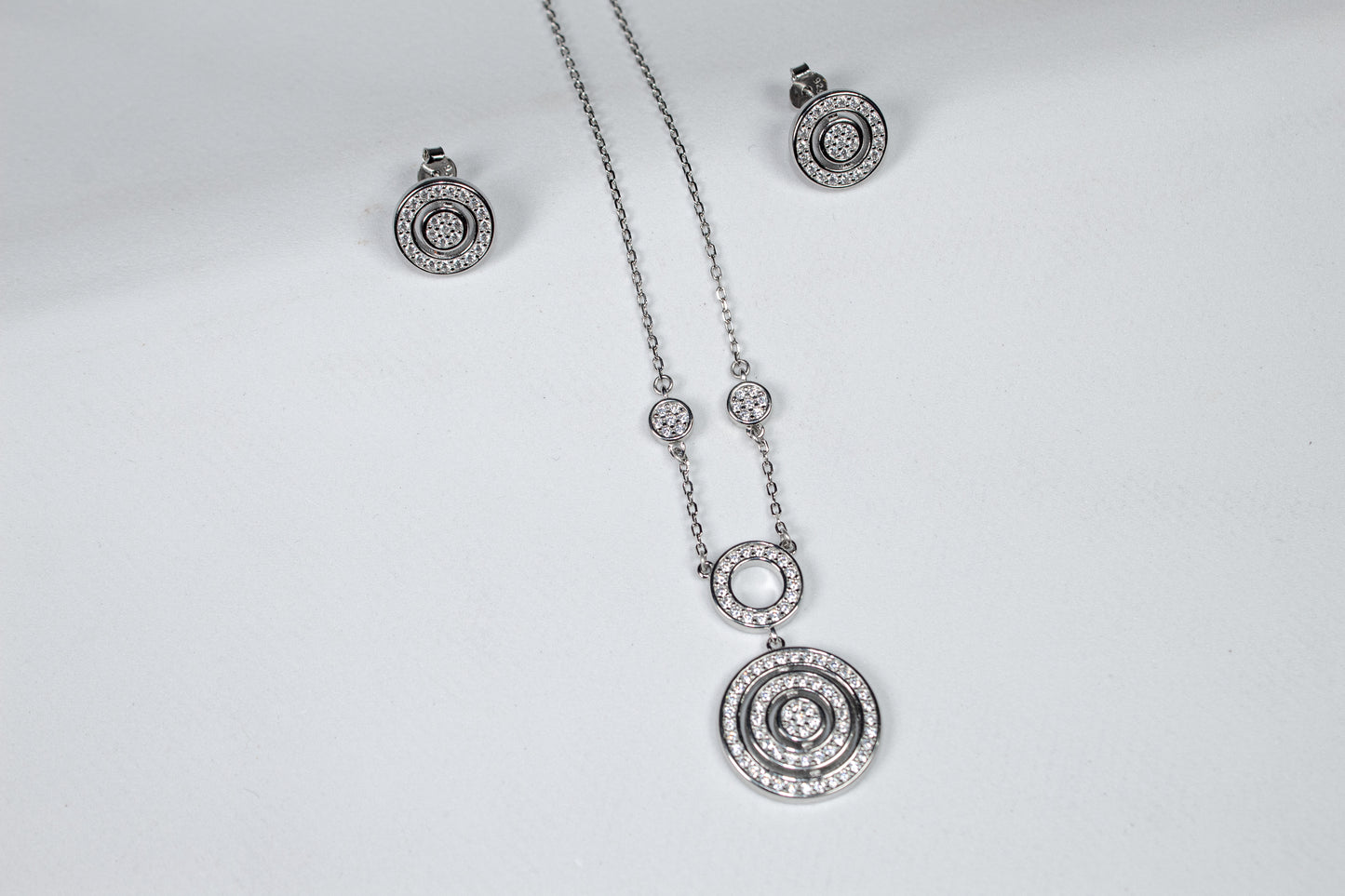 Radiant Circle Halo Set