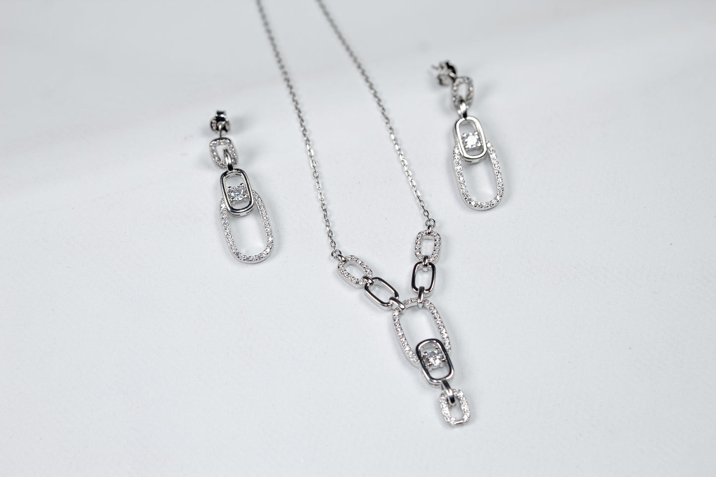 Linked Oval Sparkle Set